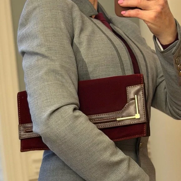 Vintage 1970s Archival Burgundy Velvet and Leather-Look Geometric Clutch - Picture 12 of 15